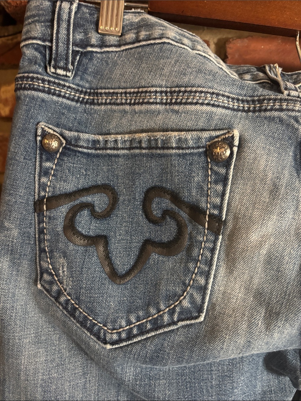 Y2K REROCK Light Blue Embroidered Back-Pocket White Stitching Flare Jeans Sz 8L - Picture 8 of 11
